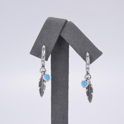 China Classic Jewelry Gift 925 Valentines Day Turquoise Hearts And Feather Earrings Silver Circles For Women for sale