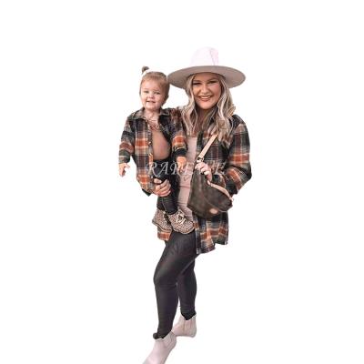 China Breathable Oversized Parent-Child Outfits Momm and Me Long Sleeve Flannel Plaid Shirt for sale