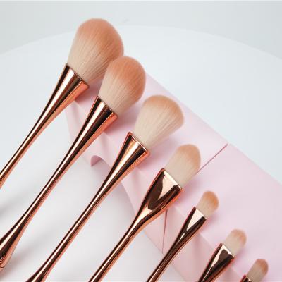 China Angular Blush New Design Professional Custom Private Label Make Gold Soft New Cosmetics Makeup Brushes for sale