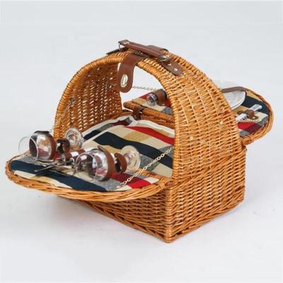 China OEM Sustainable 2 Person Woven Wicker Picnic Basket for sale