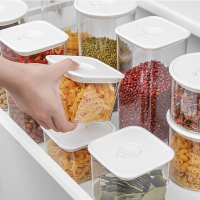 China 2022 New Hot Seller Sustainable Dustproof Plastic Food Storage Bins Ornament Storage Box for sale