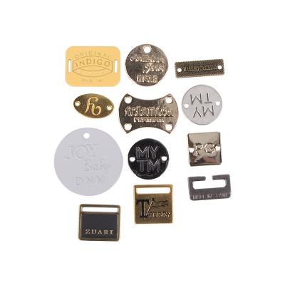 China Custom Accessories Engraved Brand Eco-friendly Logo Plate Tags Custom Handbag Garment Bag Metal Logo Tags Metal Sewing Labels For Handbags for sale