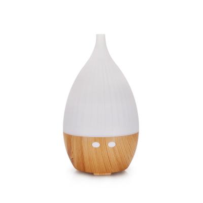 China Cheap Hotel Aroma Diffuser Factory 130ml Humidifier Essential Oil Diffuser for sale