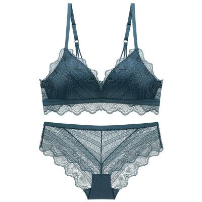 China Free Comfortable Panties And Underwear QUICK DRY Sexy Yarn Embroidery Lace Women Bra Set Ladies Hot Fancy Blue for sale