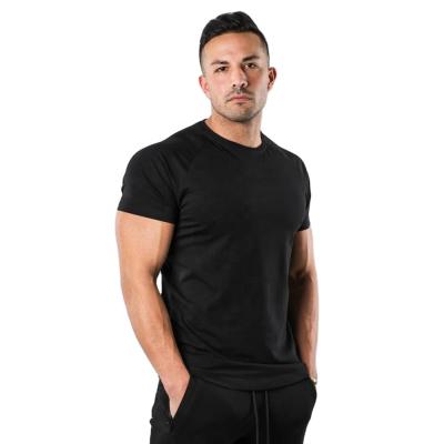 China Custom Anti-Shrink Workout Shirts For Men's Activewear Black Sports Use Fitness Apparel Performance Gym T-shirt for sale