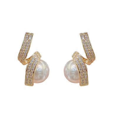 China Fashion KDB8500 Wholesale CLASSIC Women Pearl Earrings Luxury Zircon Stud Earrings for sale