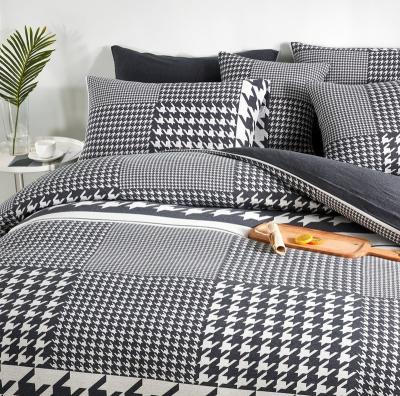 China 2022 Nondisposable Hot Selling Gray Fashion Cotton Jacquard Style British Bird Quilt Cover Duvet Cover Double 3 Piece Set for sale