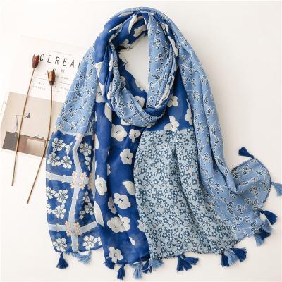 China Cotton Fashion Leopard Printing Women Multicolor Winter Scarf Patchwork Shawl Viscous Scarf for sale