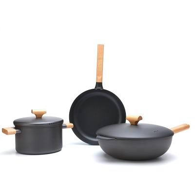 China 2023 Viable Hot Sale Kitchenware Set Non Stick Black Multi-piece Kitchen Cookware Set for sale