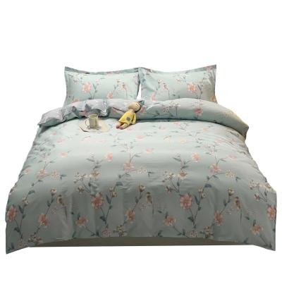 China Sustainable 100%Cotton Supplier Wholesale High Quality Luxury Cute Kids Designs Cartoon Comforter Cotton Winter Bedding Set for sale