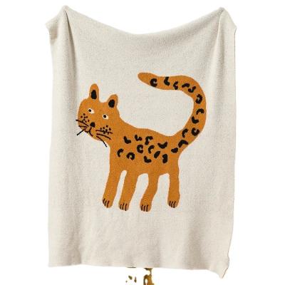 China PORTABLE Half-Fleece Spotted Leopard Casual Blanket Office Nap Knitted Blanket for sale