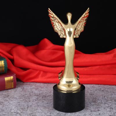 China Modern minimalist Metal Trophy Angel Golden Man Games Dance Championship Prize Oscar Golden Man Free Lettering Wholesale for sale