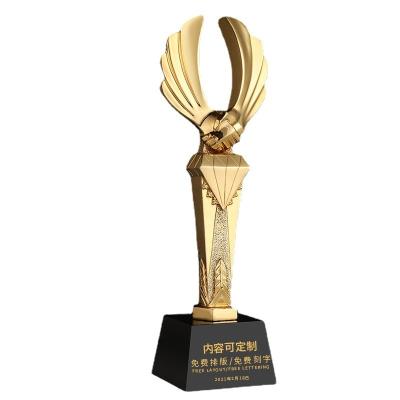 China Healthcare Institutes Gold-plated trophy custom cooperative franchisee outstanding employee award company annual meeting award resin trophy for sale