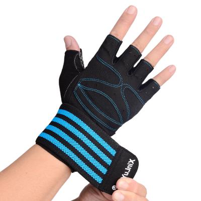 China Customized Anti Slip Sports Weightlifting Half-finger Fitness Unisex Breathable Gym for sale