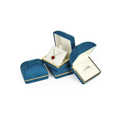 China Eco-friendly Genuine Goods At A Reasonable Price Fashion Elegant Velvet Ring Necklace Packaging Jewelry Box for sale