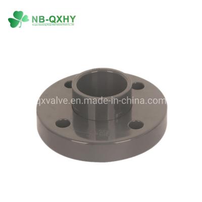 China Pn16 UPVC Van Stone Flange resistente à radiação UV com espessura de parede de 20 mm a 400 mm à venda