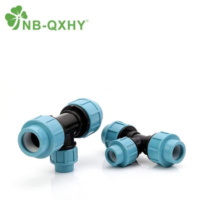 China Fittings de tubos de compressão HDPE de plástico PP PE para irrigação por gotejamento de 16 mm a 110 mm à venda