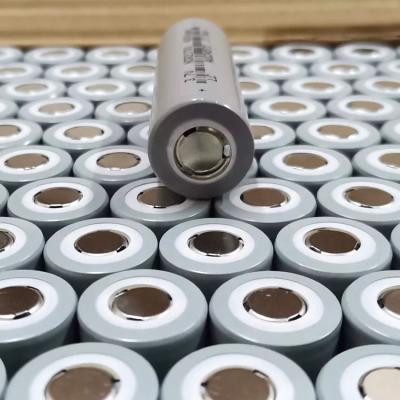 China Toys Wholesale Price Cylinder 5C Li-ion Battery Ion Lithium Cell 21700 Rechargeable Lithium Battery for sale