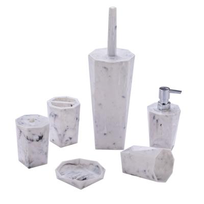 China Sustainable Hot Selling Customized Bath Accessories Bathroom Fittings Accessories Set Bamboo And Plastic for sale