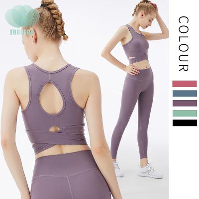 China Breathable Custom Sports Suit Women's Two Piece Running Yoga Short Sleeve SeamlessGym Logo Sportswear Sets Fitness Women Workout Yoga Set for sale