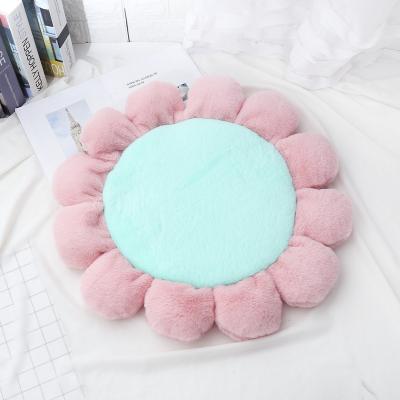 China Rabbits, flowers and pet mats, cat kennels and dog HEATER seats, cute pet blankets for sale