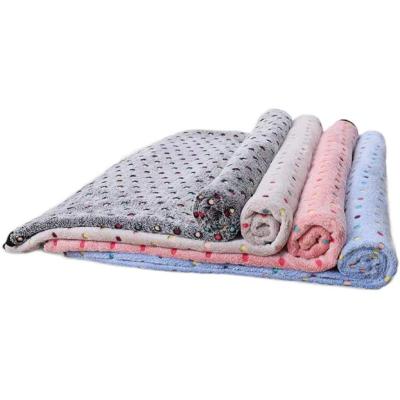 China Breathable 100% Jacquard Stitch Polyester Flannel Soft And Cute Fleece Dog Blanket 2022 New For Dogs And Cats for sale