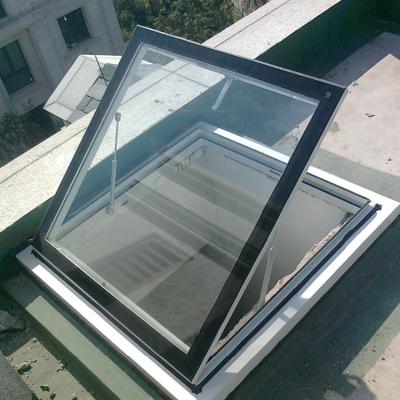 China Modern Design Folding Screen Double Glazed Aluminum Roof Electric Skylight Window for sale