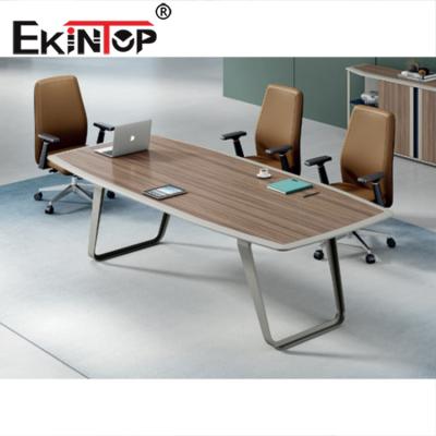 China 2021 New Office Furniture Customizable Luxury Four Leg Wooden Frame Meeting Table For Conference Room for sale