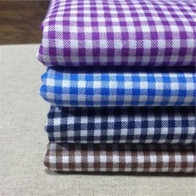 China Anti Static Designer Check Shirts For Men Cotton Yarn Dyed Linen Shirting Fabric for sale