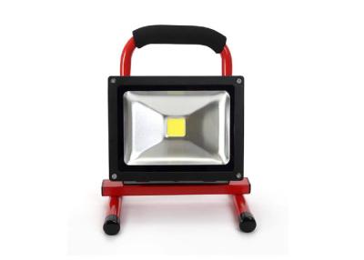 China Commercial Waterproof 20w Led Security Floodlight with Rechargeable Battery for sale