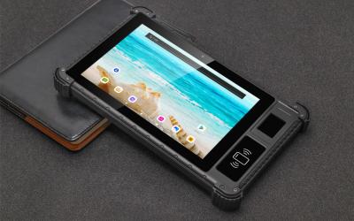 中国 8.0'' IP67 MTK Quad Core 2.0 Android Rugged Tablet 4G Lte With 13.56MHz Nfc Rfid 販売のため