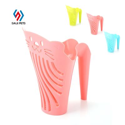 China New Fashion Sustainable Saiji High Heels Form Pet Garbage Shovel PP Cat Litter Sieve Deep Material Scoop for sale