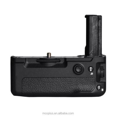 China A9 The New Mcoplus Battery Vertical A9 Shooting Grip For A9 A7RIII Camera Battery Pack for sale