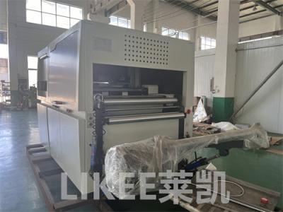 China Automatische 12KW Aluminiumfolie Papier Rollen Schneiden sterben Schneidmaschine zu verkaufen