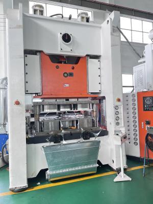 China Fully Automatic 35-70 Strokes/min Aluminum Foil Tray Making Machine With H Frame Appearance for sale