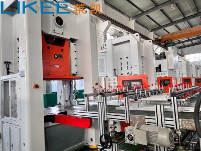 Κίνα Stable Quality And Customized Automic Aluminum Foil Food Container Machine προς πώληση