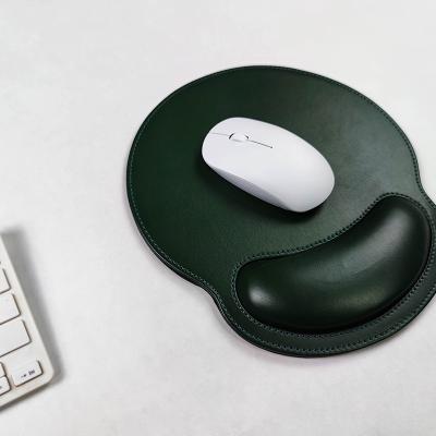 China Waterproof High Quality Faux Leather Outdoor Ergonomic Gaming Mouse Pad With Wrist Rest for sale