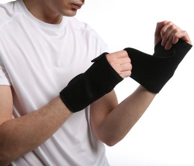 China Durable High Quality Breathable Carpal Tunnel Compression Wrist Sleeve Neoprene Wrist Brace Support for sale