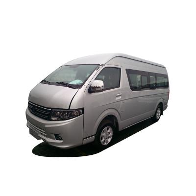 中国 Small Type Company Shuttle Coach Bus 13 Seats Diesel Engine 販売のため