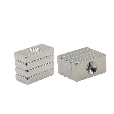 China Custom Industrial Magnet Neodymium Magnets With High Temperature Resistance for sale