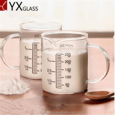 China Sustainable High Borosilicate Glass Measuring Cup With Calibration for sale