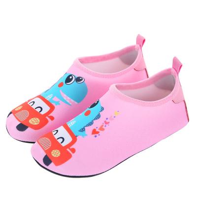 China Fashion Trend Fashion Design Kids Beach Shoes Aqua Beach Lightweight Non-slip Shoes Water Shoes Kids for sale