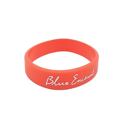 China 2021 High Quality Casual / Sporty Silk Printing White Color Debossed Silicone Wristbands Wristband for sale