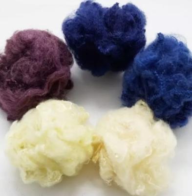 中国 Anti-deformation 1.5d 38mm Spinning Colored Polyester Fiber 販売のため