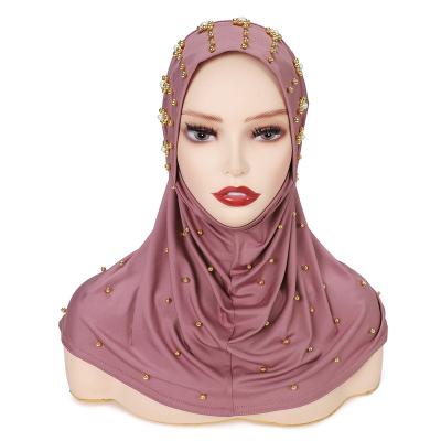 China Solid CCY Plain Color Women Muslim Instant Hijab with Beads One Piece Easy to Wear Islamic Malaysia Turban Head Hijabs for sale