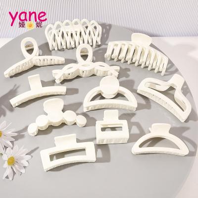 China High Quality Stylish White Hair Claws Different Daily Hair Claw Clips For Women for sale