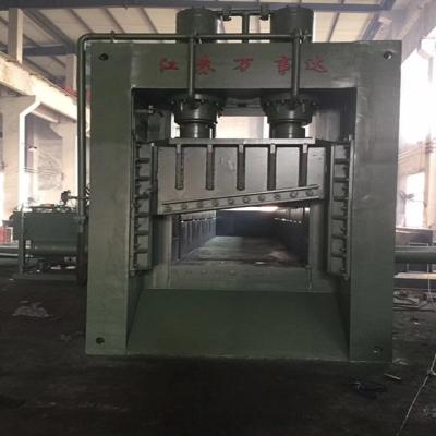 China Shear Cut Style Color Waste Tire Recycling Rubber Powder Machine for sale