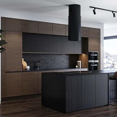 China Luxury Furniture New Designs Modern Kitchen Cupboard Cabinet PVC Countertop zu verkaufen