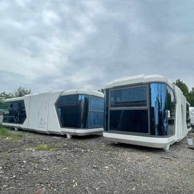 China Hot selling Furnished Cabin Homes Villa House 40FT Container House White Capusal Office Pod Te koop