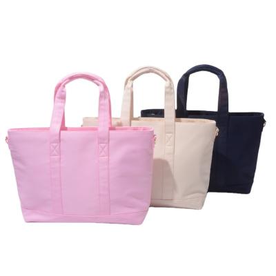 China Multi Functional Wholesale Water Proof Large Waterproof Tote Bag Beach Bag Fashion for sale